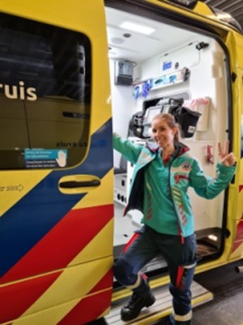 Agressie bij Ambulancezorg: Een Onderzoek naar Hanteerbaarheid en Reductie