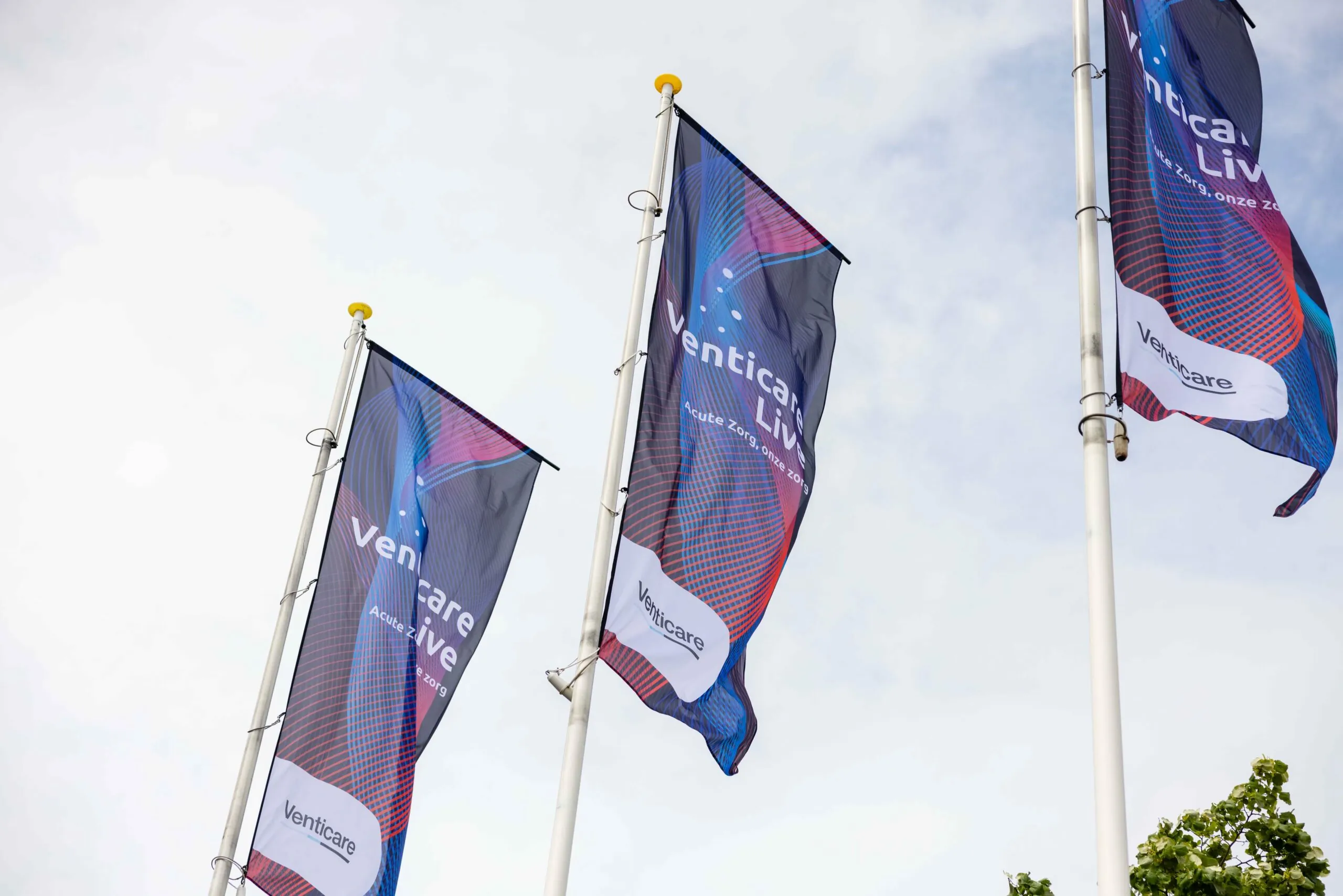 Venticare Live congres vlaggen